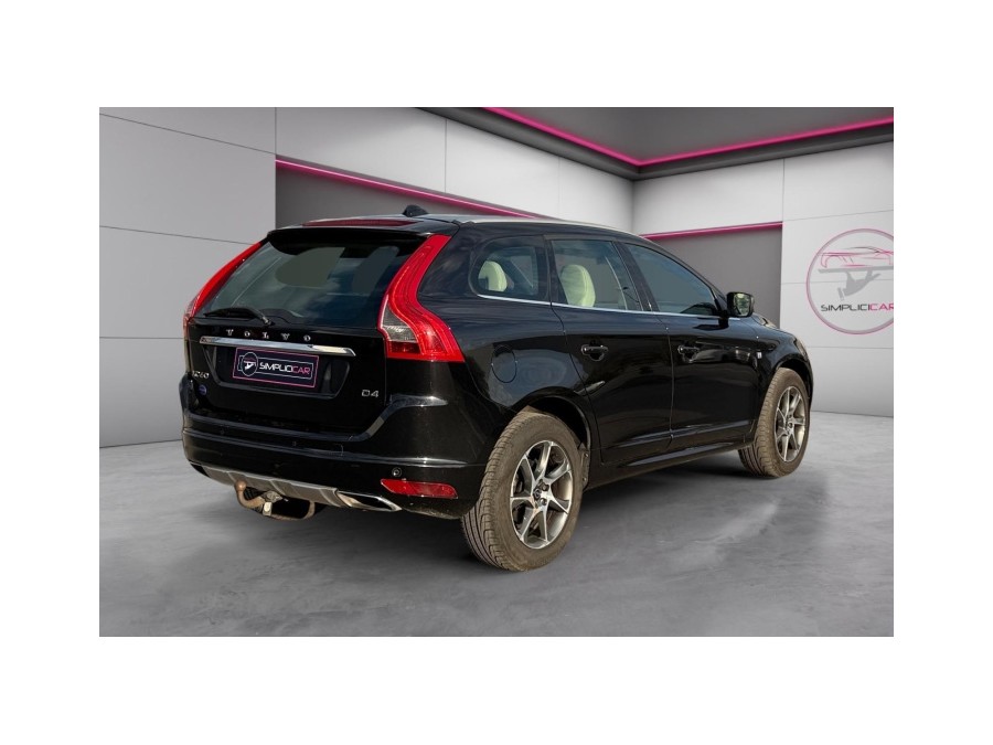 VOLVO d'occasion XC60 D4 181 OCEAN RACE EDITION GEARTRONIC de 2015