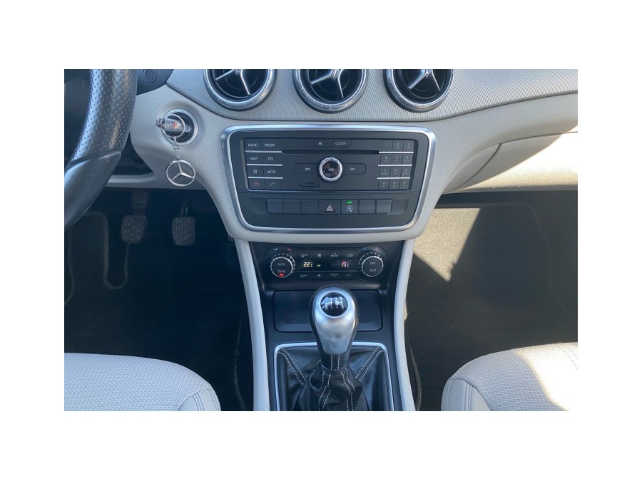MERCEDES d'occasion CLASSE CLA CLA 200 SENSATION de 2015 Troyes (10)﻿
