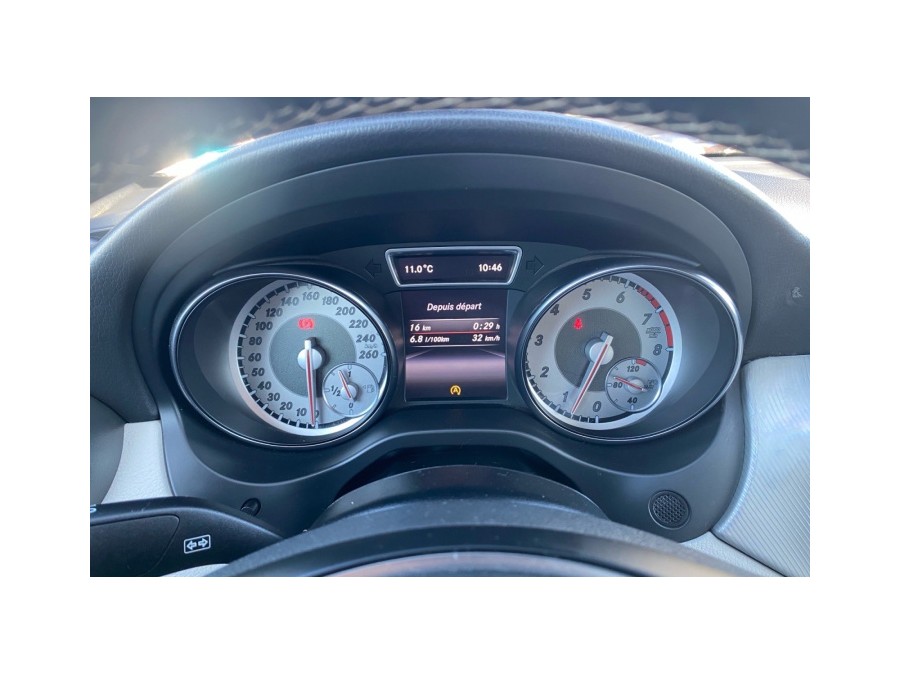 MERCEDES d'occasion CLASSE CLA CLA 200 SENSATION de 2015 Troyes (10)﻿