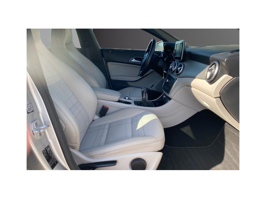 MERCEDES d'occasion CLASSE CLA CLA 200 SENSATION de 2015 Troyes (10)﻿