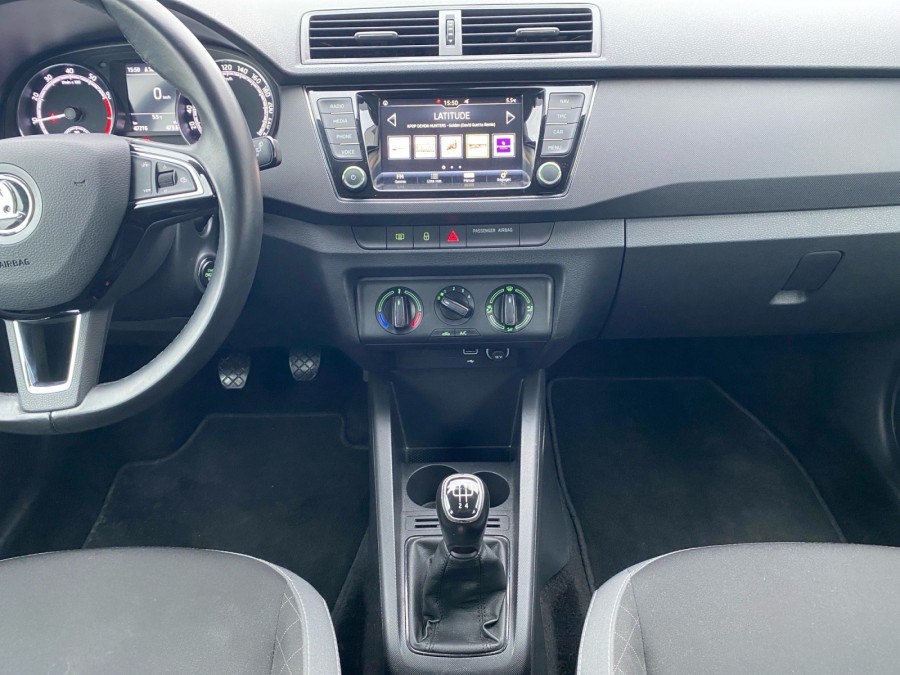 SKODA d'occasion FABIA 1.0 TSI 95 DRIVE Business de 2021 Troyes (10)﻿