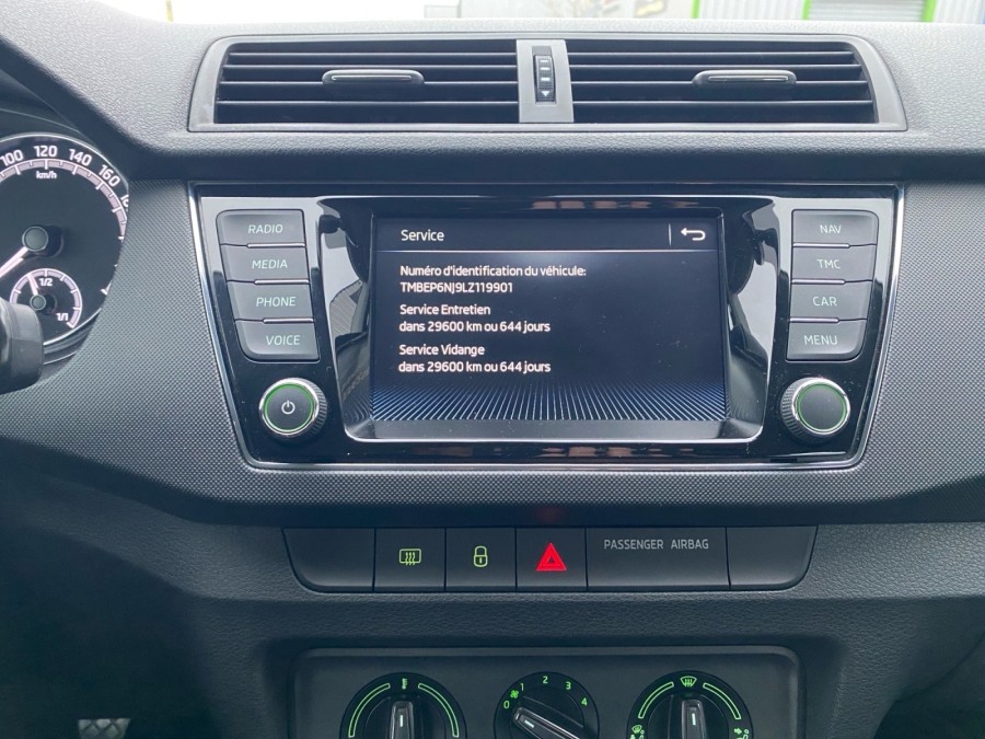 SKODA d'occasion FABIA 1.0 TSI 95 DRIVE Business de 2021 Troyes (10)﻿