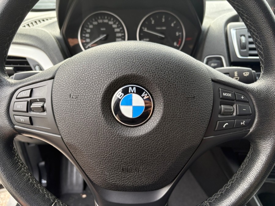 BMW d'occasion SERIE 1 118D BUSINESS BA de 2015 Salon de Provence