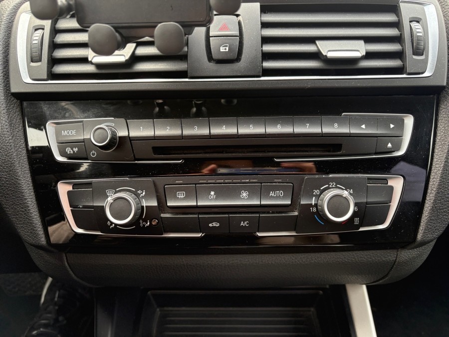 BMW d'occasion SERIE 1 118D BUSINESS BA de 2015 Salon de Provence