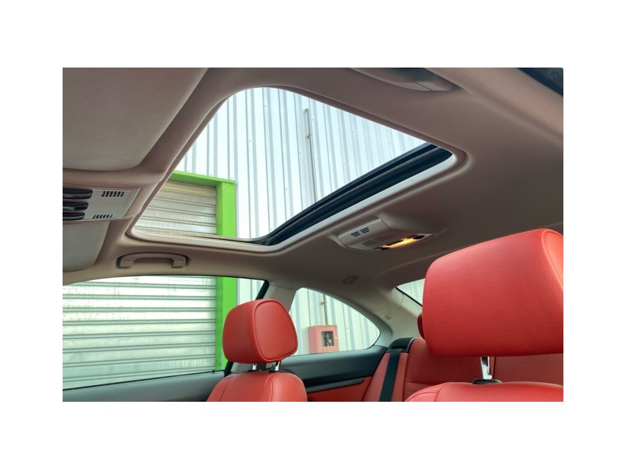 BMW d'occasion SERIE 3 335I LUXE A DKG de 2010 Troyes (10)﻿