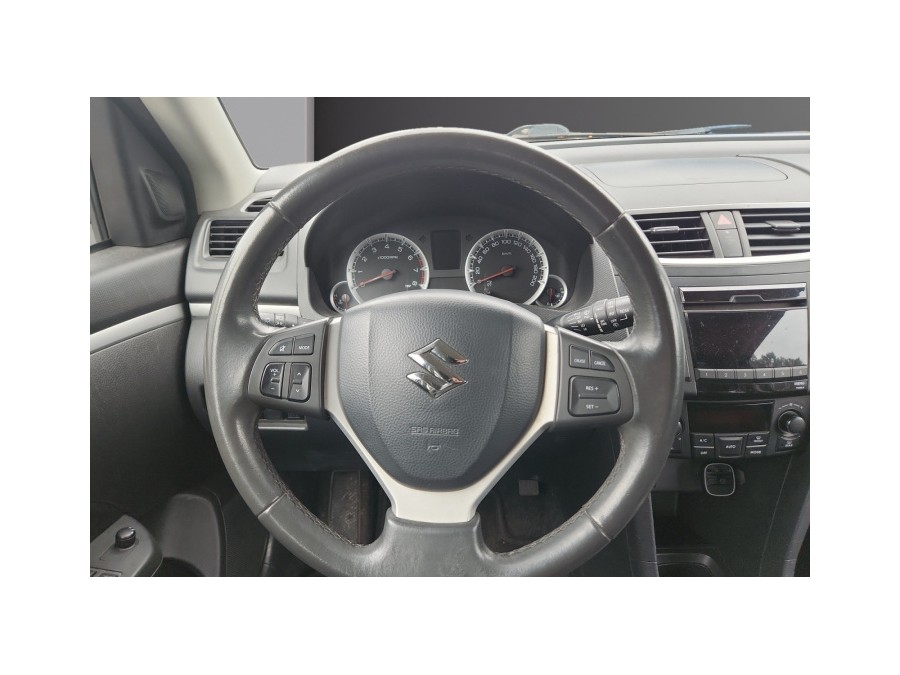 SUZUKI d'occasion SWIFT Swift 1.2 VVT GLX Pack de 2011 Frejus (83)﻿