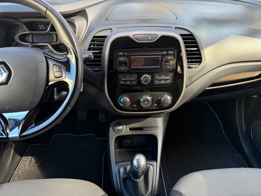 RENAULT d'occasion CAPTUR 0.9 TCE 90 zen de 2015 Cannes (06)﻿