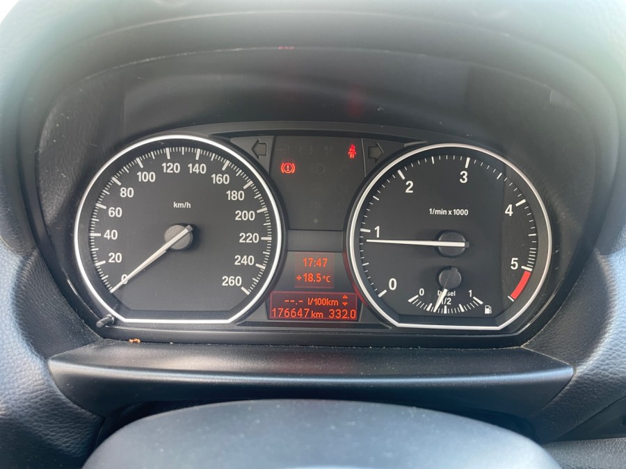 BMW d'occasion SERIE 123D 204 ch SPORT DESIGN de 2008 Royan (17)﻿