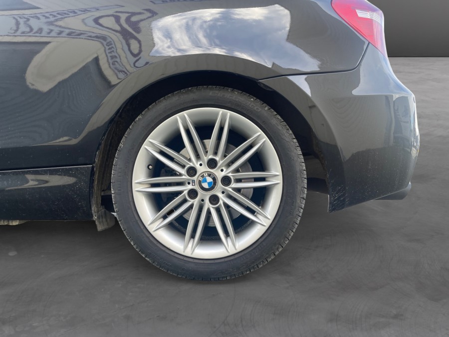BMW d'occasion SERIE 123D 204 ch SPORT DESIGN de 2008 Royan (17)﻿