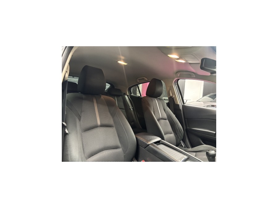 MAZDA d'occasion MAZDA3 2.2 SKYACTIV-D 150 HARMONIE de 2017 Villebon