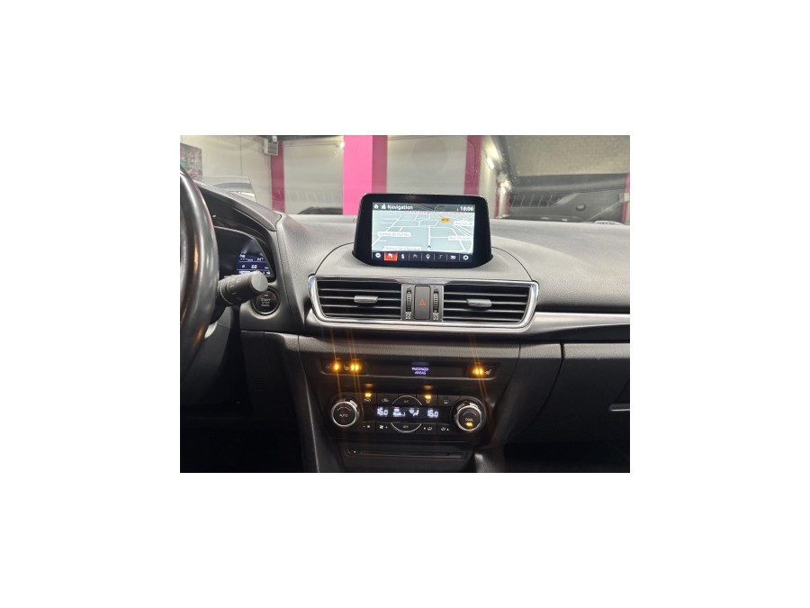MAZDA d'occasion MAZDA3 2.2 SKYACTIV-D 150 HARMONIE de 2017 Villebon
