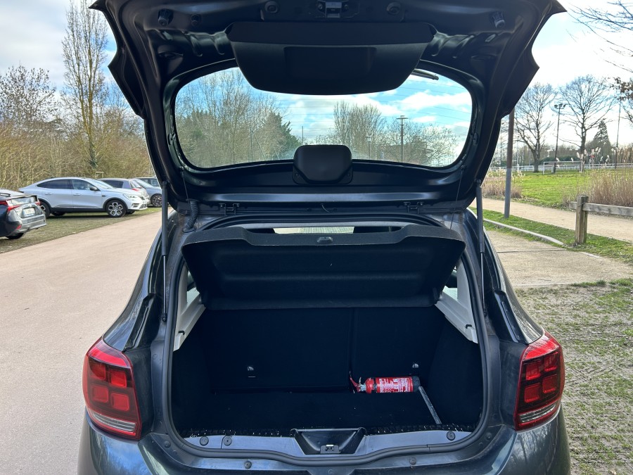 DACIA d'occasion SANDERO 1.0 SCE 75 CITY + de 2020 Vaucresson (92)﻿