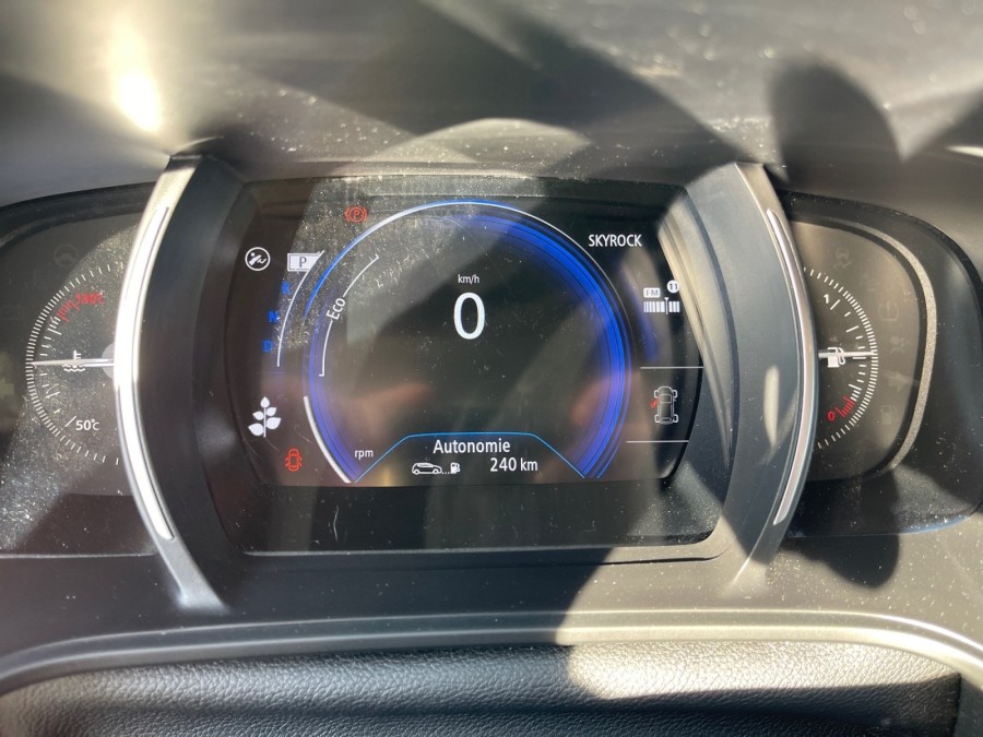 RENAULT d'occasion MEGANE TCE 130 LIMITED EDC de 2017 La Flèche (72)﻿
