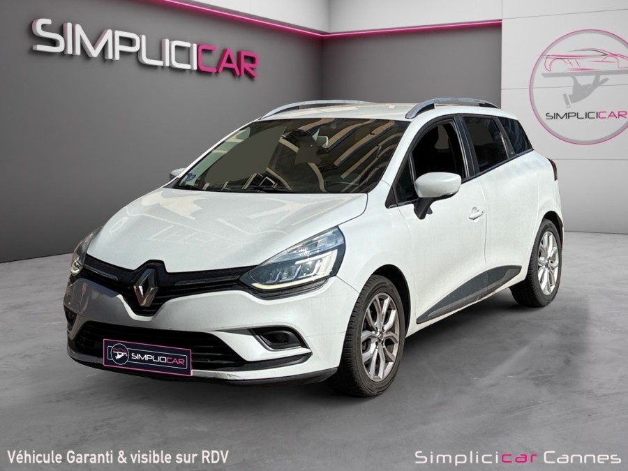 RENAULT d'occasion CLIO TCE 120 LIMITED de 2017 Cannes (06)﻿