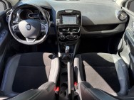 RENAULT d'occasion CLIO TCE 120 LIMITED de 2017 Cannes (06)﻿