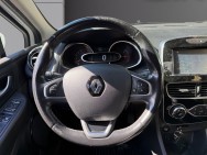 RENAULT d'occasion CLIO TCE 120 LIMITED de 2017 Cannes (06)﻿