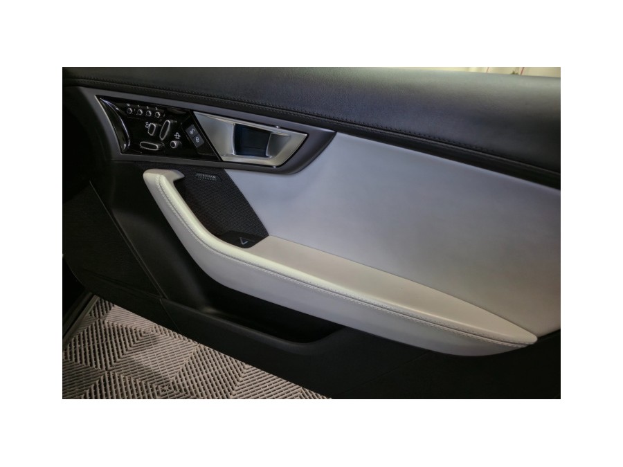 JAGUAR d'occasion F-TYPE 3.0 V6 340 R-DYNAMIC BA de 2015 Aix Les