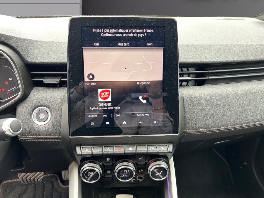 RENAULT d'occasion CLIO 1.6 E-TECH 140 INITIALE PARIS de 2021 Colmar