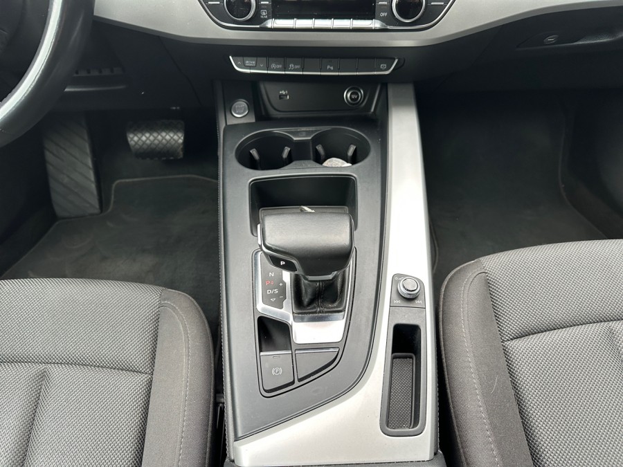 AUDI d'occasion A4 AVANT 35 TDI 163 DESIGN S TRONIC de 2020 Amiens