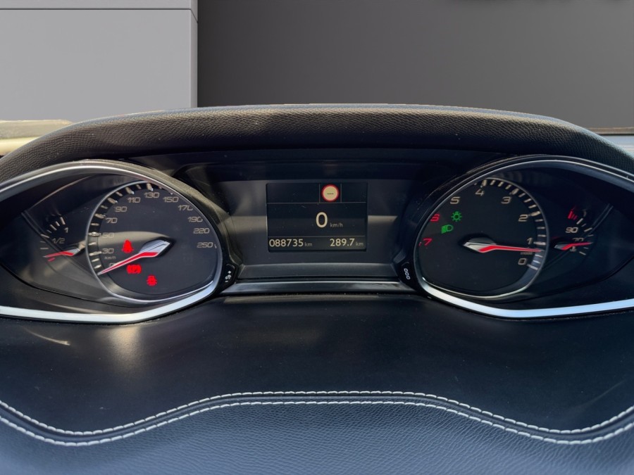 PEUGEOT d'occasion 308 SW 1.2 PURE TECH 130 TECH EDITION de 2019