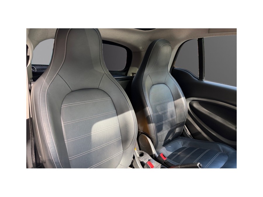 SMART d'occasion FORTWO 1.0 71 URBANLAVA BA de 2015 Paris 17 (75)﻿