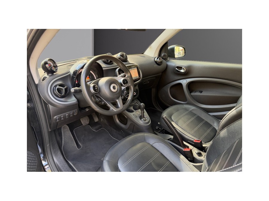 SMART d'occasion FORTWO 1.0 71 URBANLAVA BA de 2015 Paris 17 (75)﻿