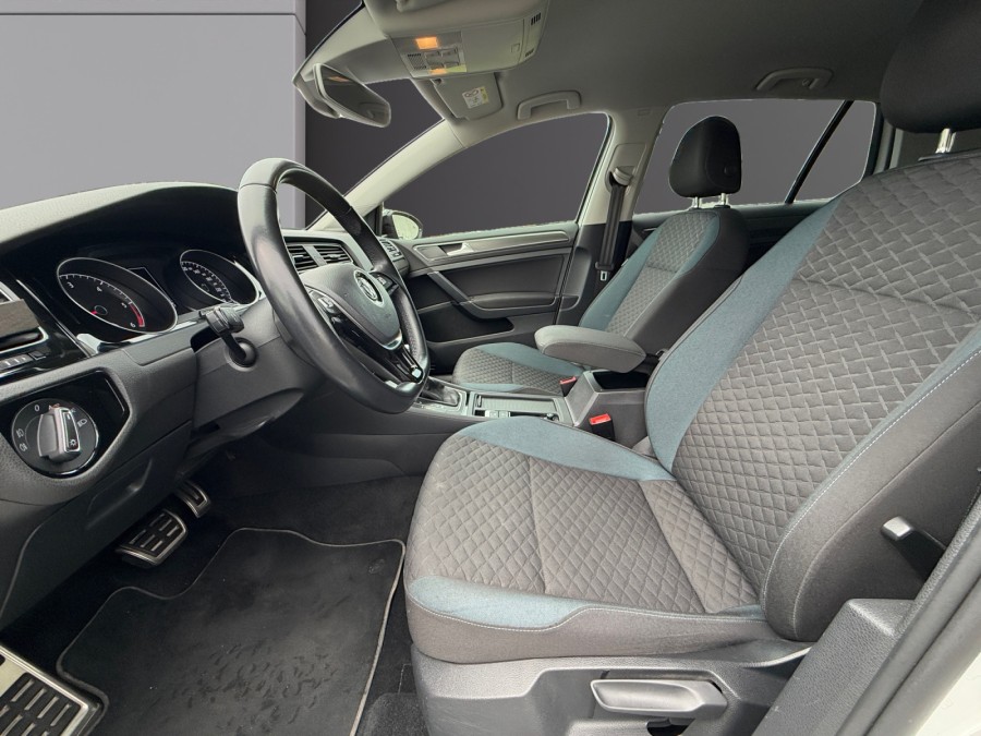 VOLKSWAGEN d'occasion GOLF 1.6 TDI 115 IQ.DRIVE DSG de 2019 Besançon