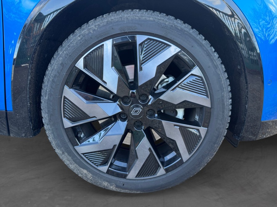 RENAULT d'occasion RAFALE 1.2 E-TECH 200 ESPRIT ALPINE de 2024 Evreux