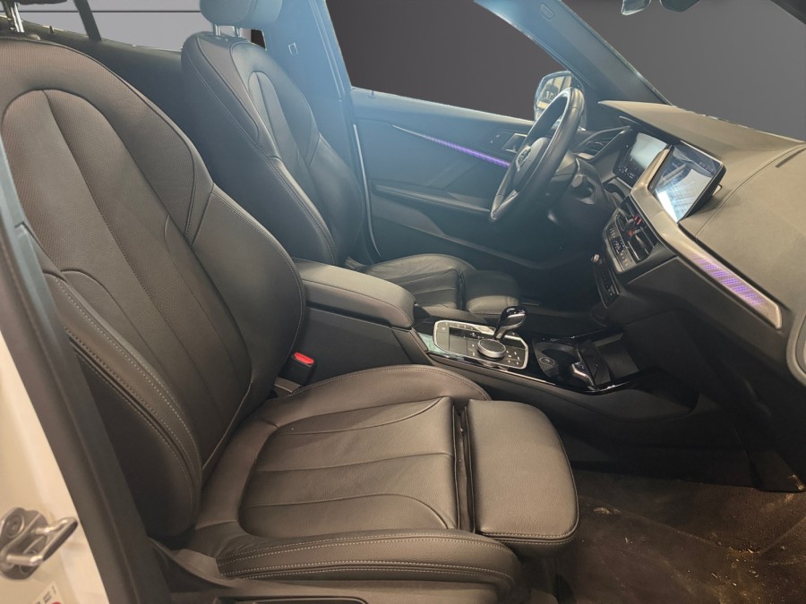 BMW d'occasion SERIE 118D EDITION SPORT BA de 2024 Andrezieux (42)﻿