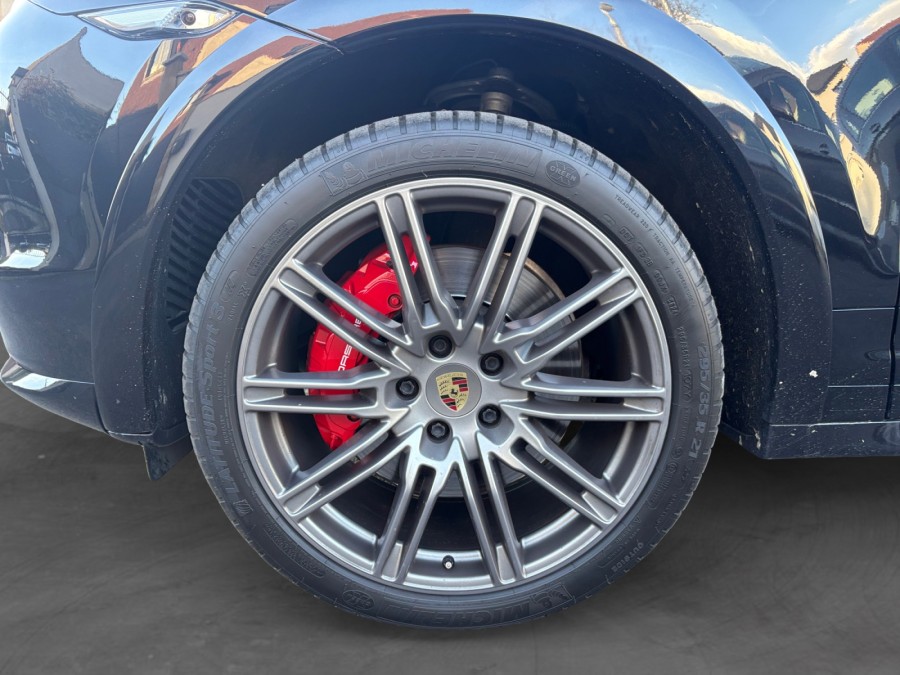 PORSCHE d'occasion CAYENNE 4.8 V8 TURBO S TIPTRONIC S de 2013 Méry