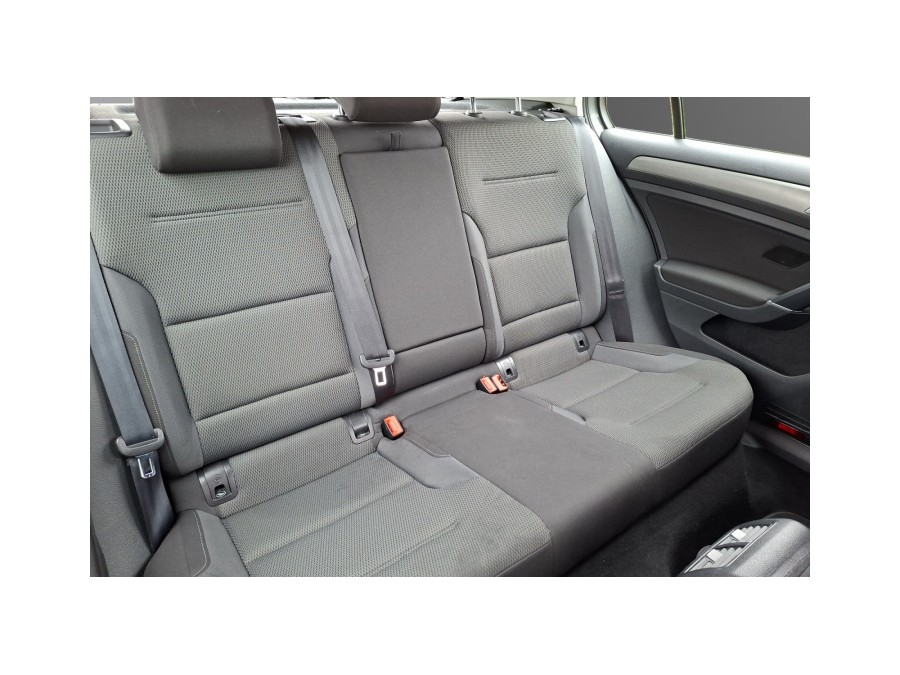 VOLKSWAGEN d'occasion GOLF 1.2 TSI 105 LOUNGE DSG de 2014 Champigny
