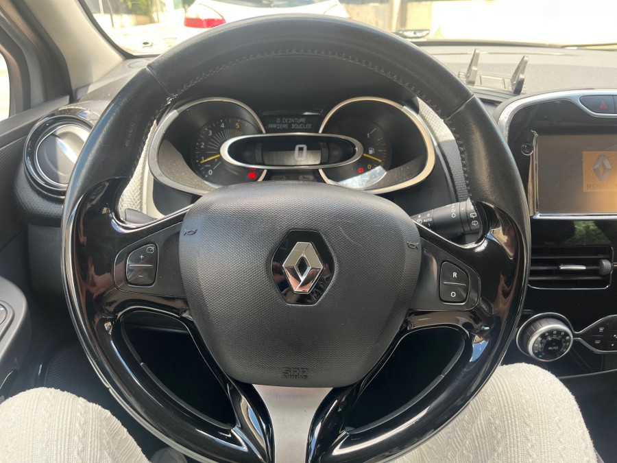 RENAULT d'occasion CLIO 1.5 DCI 90 de 2015 Cannes (06)﻿