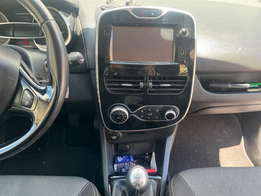 RENAULT d'occasion CLIO 1.5 DCI 90 de 2015 Cannes (06)﻿
