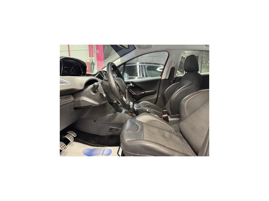 PEUGEOT d'occasion 208 1.2 PURE TECH 110 ALLURE BUSINESS de 2016