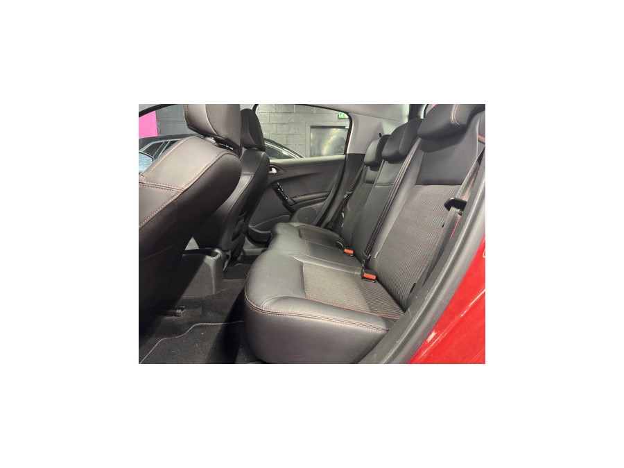 PEUGEOT d'occasion 208 1.2 PURE TECH 110 ALLURE BUSINESS de 2016