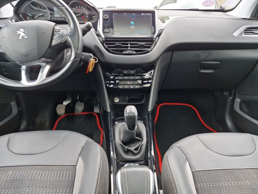 PEUGEOT d'occasion 2008 1.2 PURE TECH 110 STYLE de 2017 Le Raincy