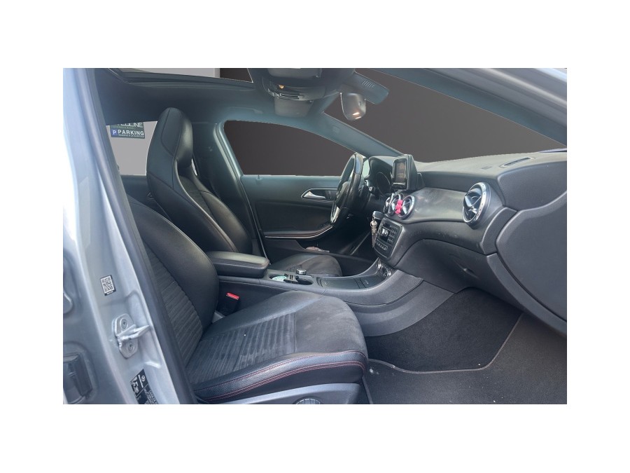 MERCEDES d'occasion CLASSE GLA GLA 220 CDI BUSINESS EXECUTIVE 4MATIC