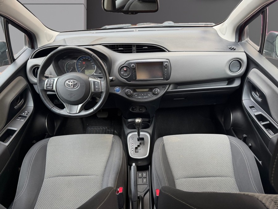TOYOTA d'occasion YARIS 100H DYNAMIC BUSINESS de 2017 Le Raincy (93)﻿