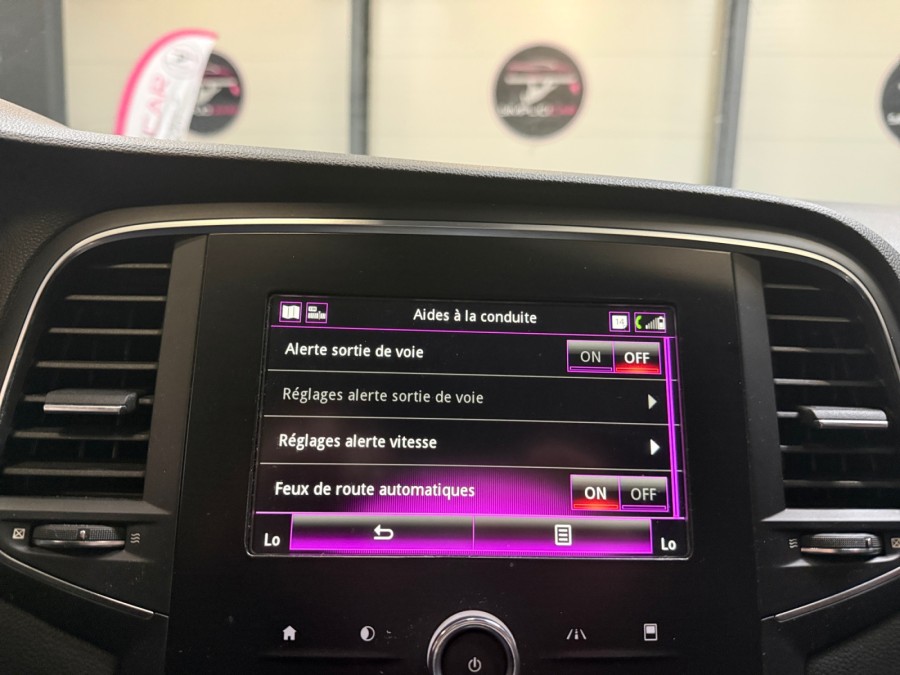 RENAULT d'occasion MEGANE TCE 115 BUSINESS de 2019 Bretigny Sur Orge
