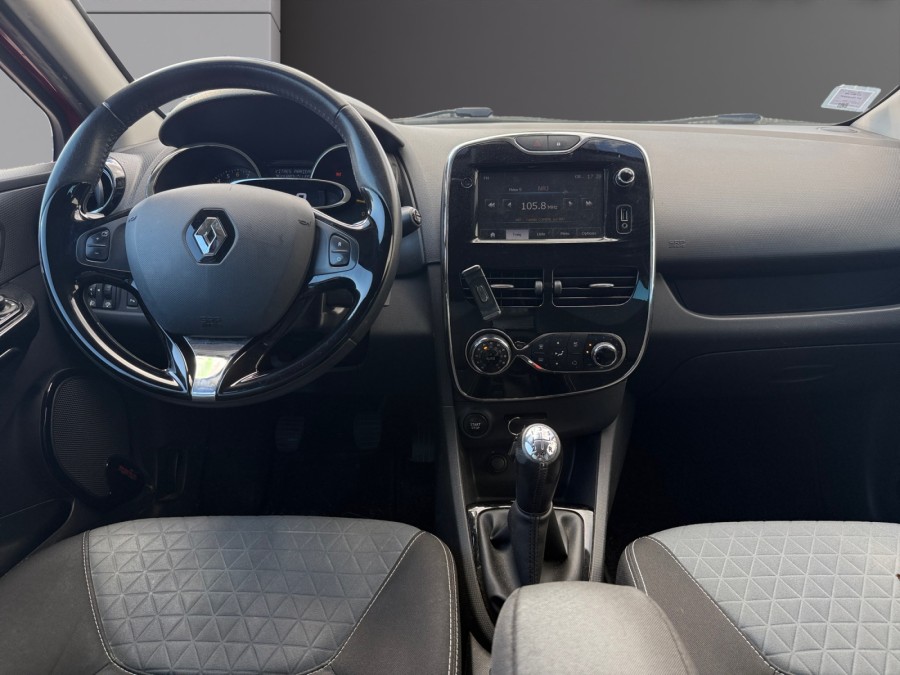 RENAULT d'occasion CLIO TCE 90 de 2014 Vauvert (30)﻿
