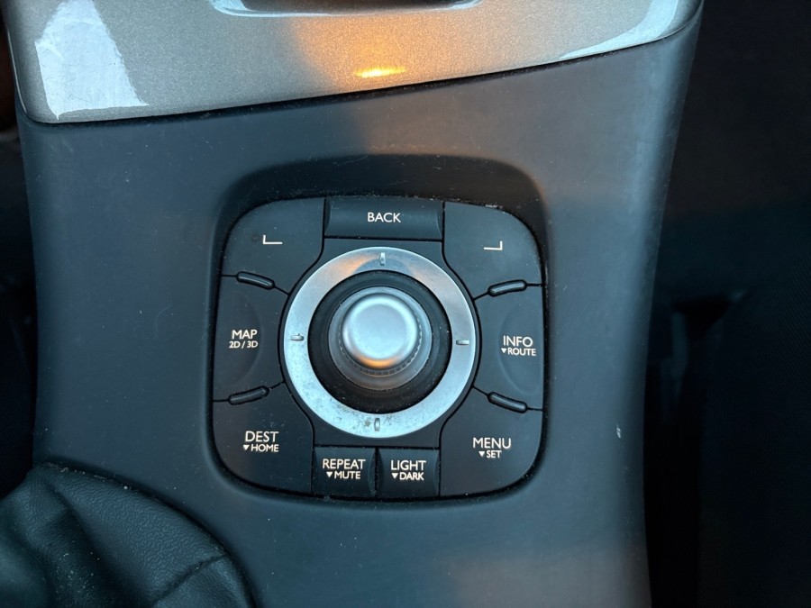 RENAULT d'occasion SCENIC XMOD 1.2 TCE 115 ZEN de 2014 Montreuil (93)﻿