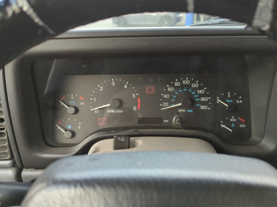 JEEP d'occasion WRANGLER 2.5 SPORT de 1998 Frejus (83)﻿