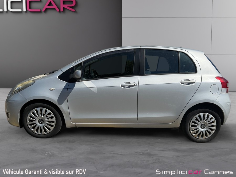 TOYOTA d'occasion YARIS 1.0 VVT-I CONFORT PACK de 2011 Cannes (06)﻿
