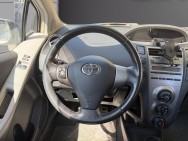 TOYOTA d'occasion YARIS 1.0 VVT-I CONFORT PACK de 2011 Cannes (06)﻿
