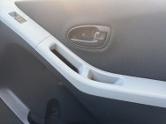 TOYOTA d'occasion YARIS 1.0 VVT-I CONFORT PACK de 2011 Cannes (06)﻿