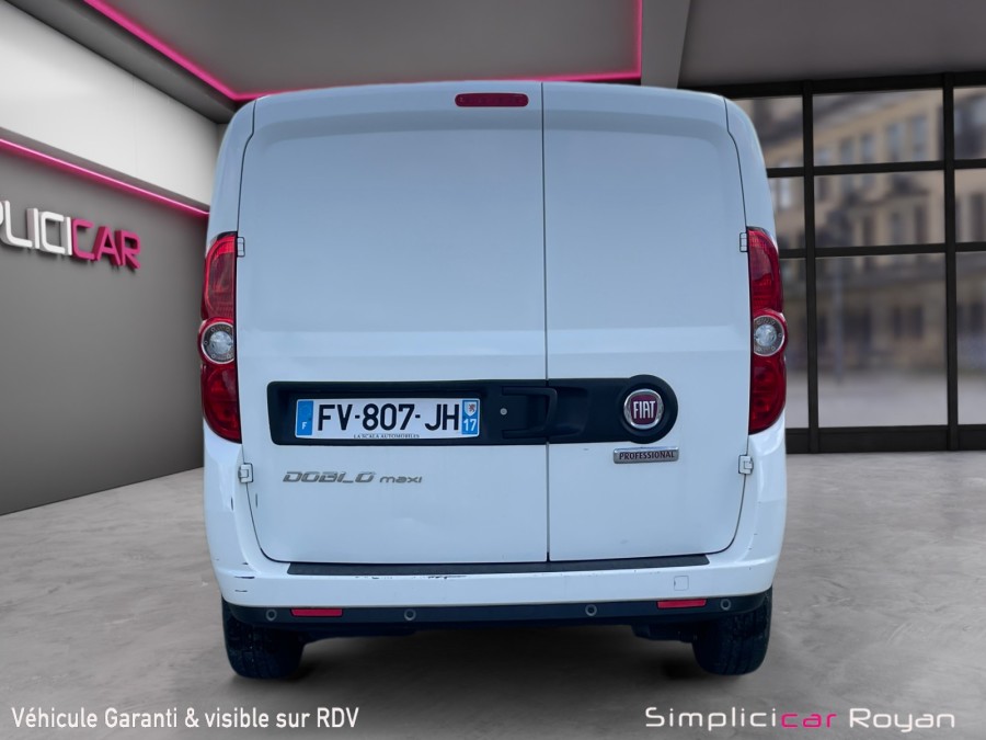 FIAT d'occasion DOBLO MAXI CARGO 1.6 MULTIJET 105 ch Pack PRO 750 kg