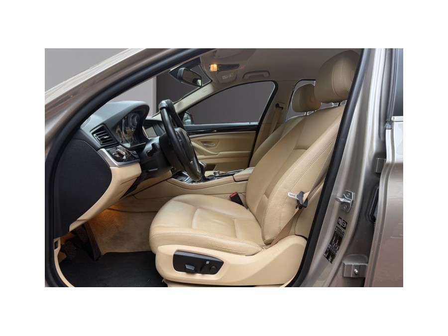 BMW d'occasion SERIE 5 520D LOUNGE de 2014 Le Raincy (93)﻿