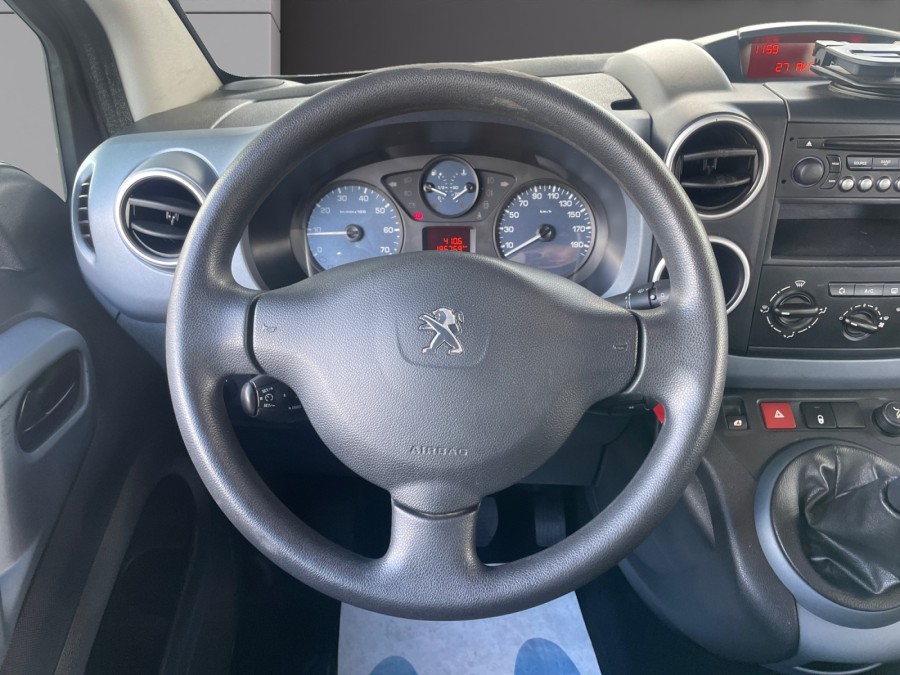 PEUGEOT d'occasion PARTNER TEPEE 1.6 HDI 92 ch ACTIVE de 2013 Royan