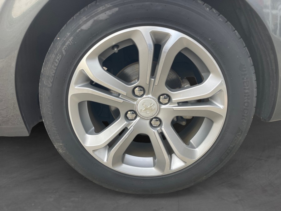 PEUGEOT d'occasion 208 1.6 VTI 120 ALLURE de 2012 La Flèche (72)﻿