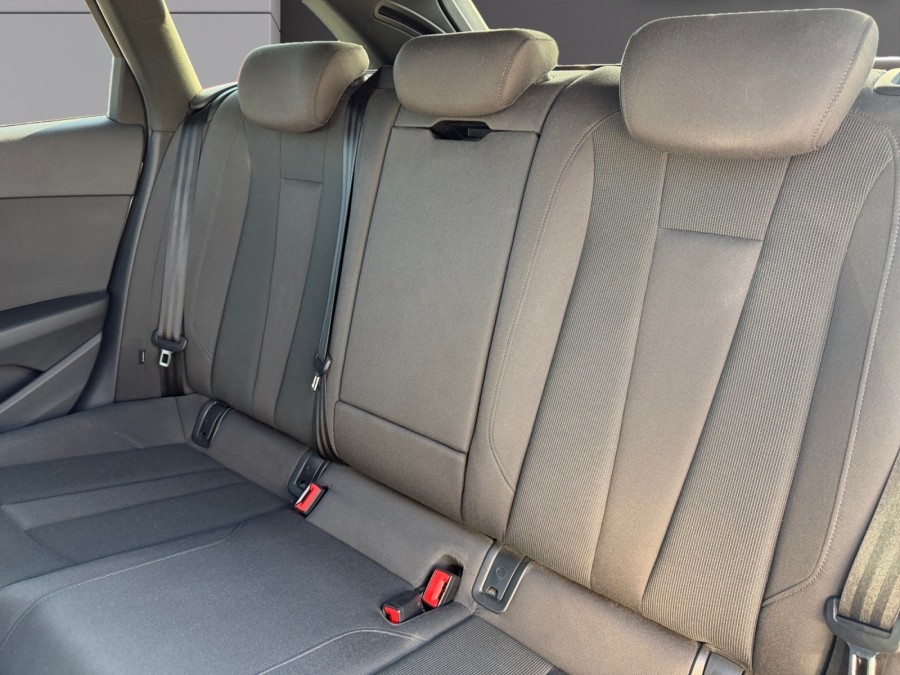 AUDI d'occasion A4 AUDI A4 AVANT 40 TDI 190CH DESIGN S TRONIC 7 de